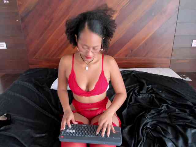 Samantha-Ebony Samantha-Ebony
