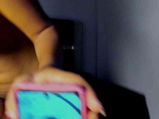 Samantha-Ebony webcam