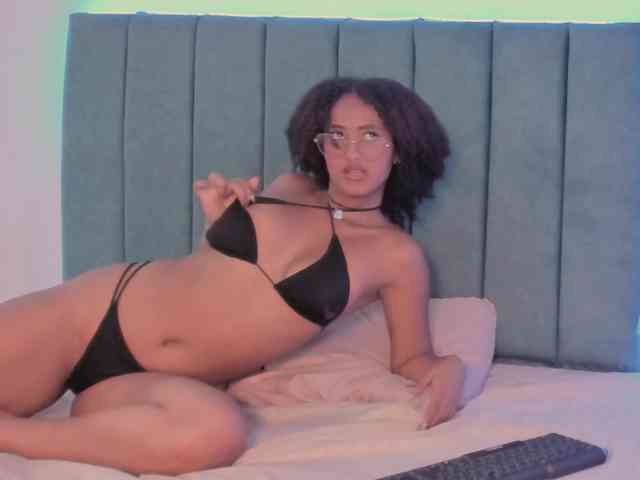 Samantha-Ebony