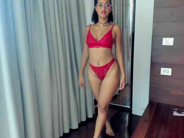 Samantha-Ebony