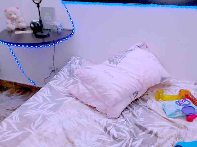 kimberly999 webcam