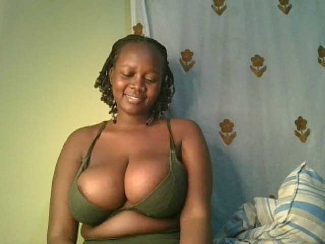 Sexxylucy live webcam show