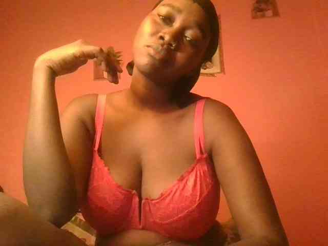 Sexxylucy webcam