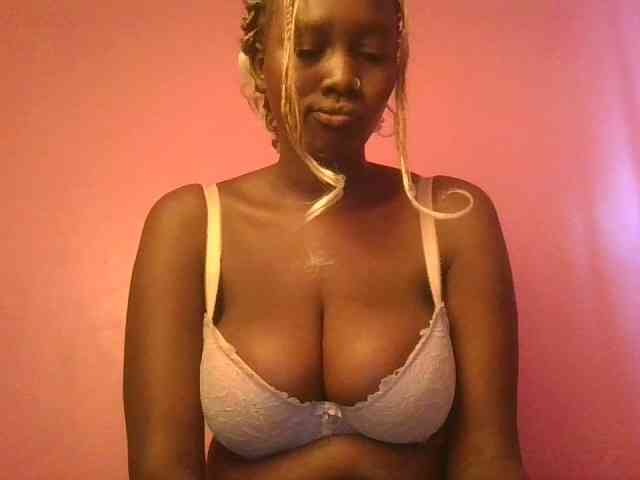 Sexxylucy webcam