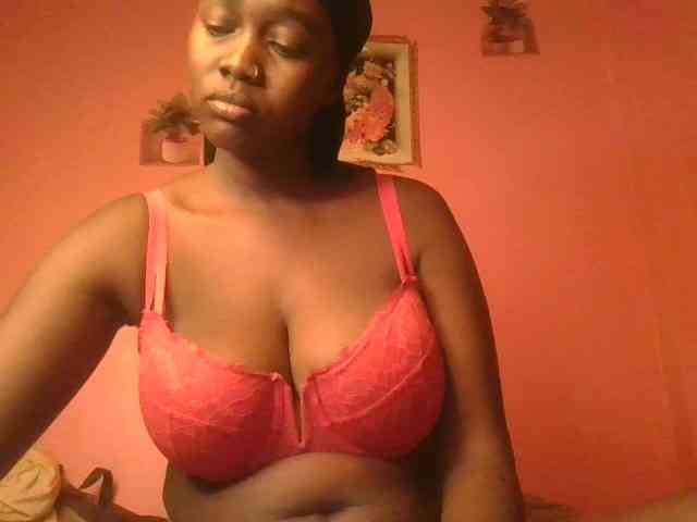 Sexxylucy webcam