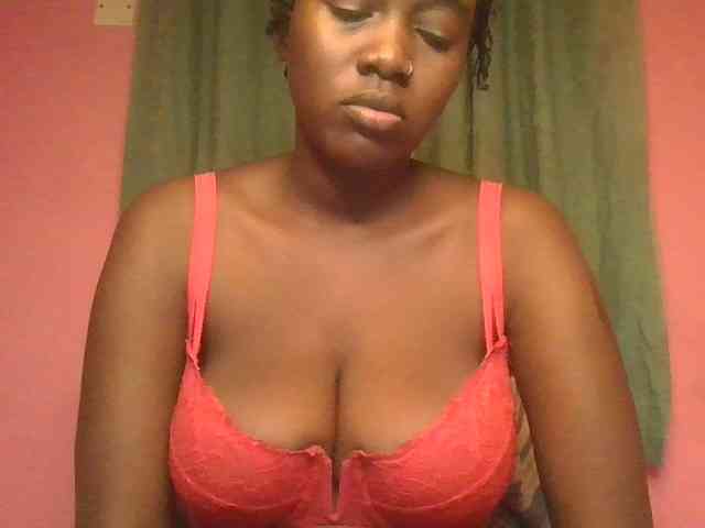 Sexxylucy webcam