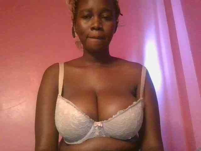 Sexxylucy webcam