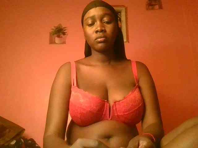 Sexxylucy webcam