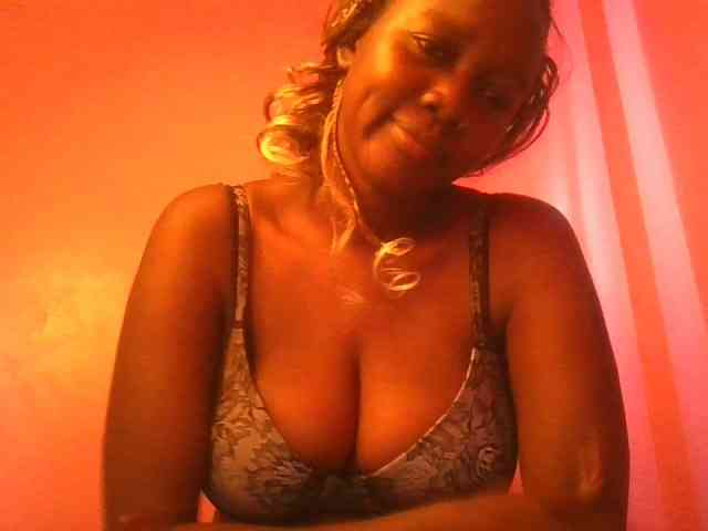 Sexxylucy webcam