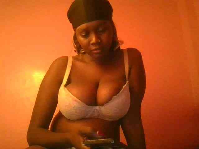 Sexxylucy webcam
