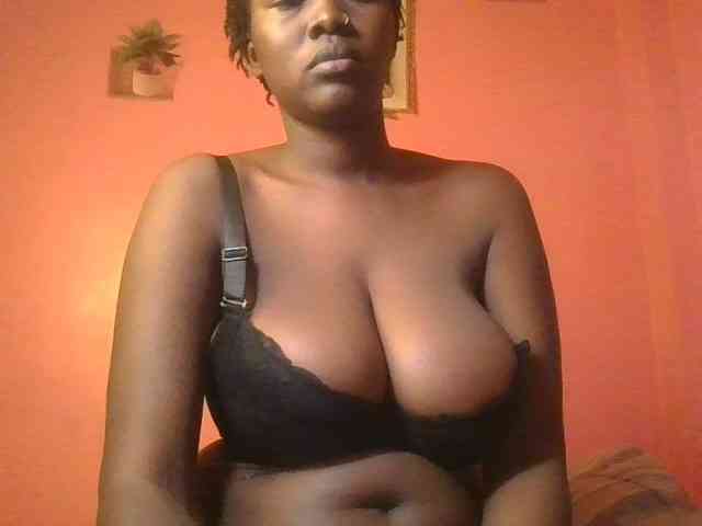 Sexxylucy webcam
