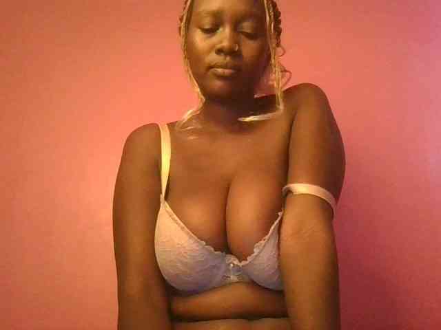 Sexxylucy webcam