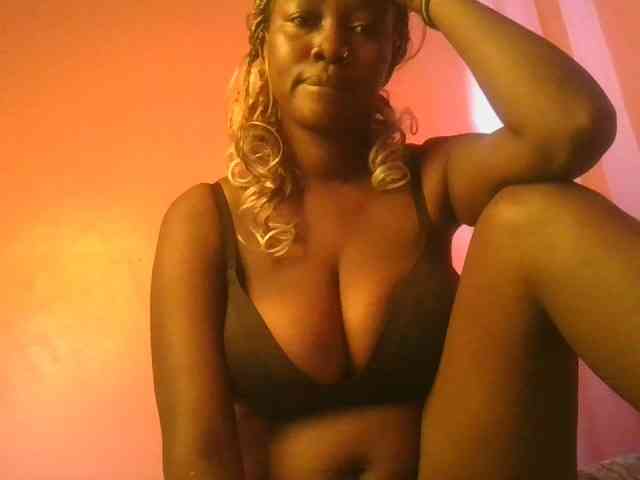 Sexxylucy webcam