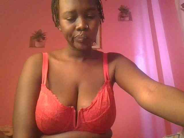 Sexxylucy webcam