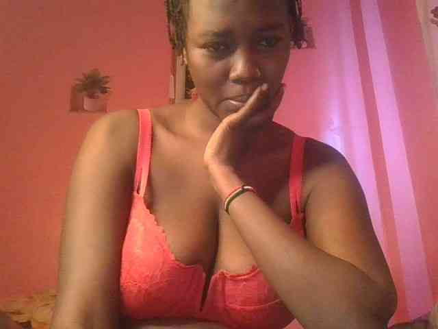 Sexxylucy webcam