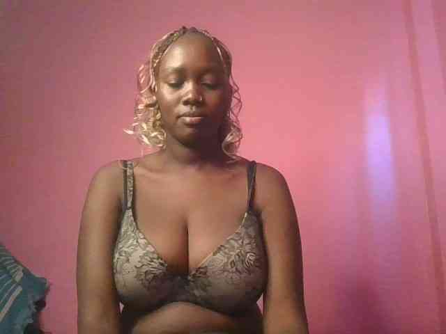 Sexxylucy webcam