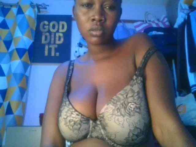 Sexxylucy webcam