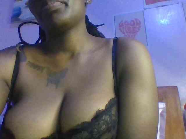 Cutelucy webcam