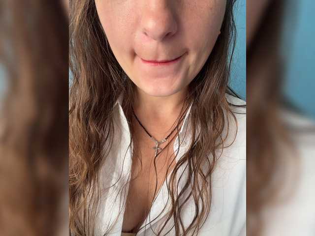 CreamRaspberrya live webcam show