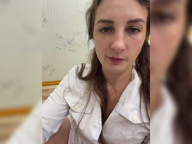CreamRaspberrya live cam on BongaCams