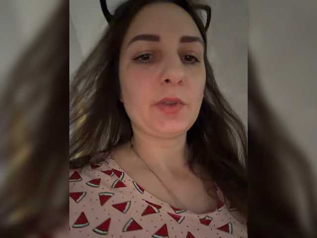 CreamRaspberrya