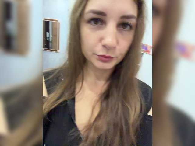CreamRaspberrya live cam on BongaCams
