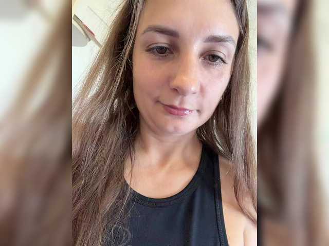 CreamRaspberrya live cam on BongaCams