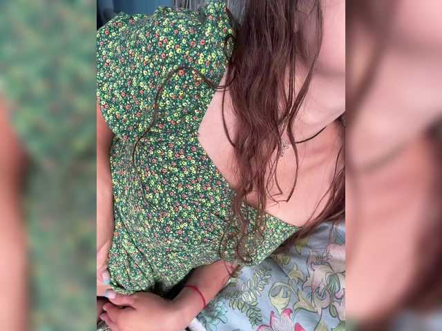 creamraspberrya live sex