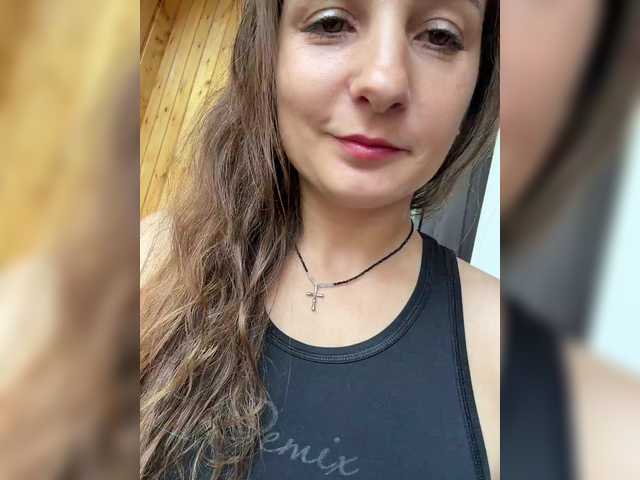CreamRaspberrya live cam on BongaCams