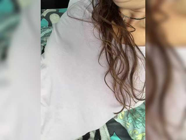 creamraspberrya live sex