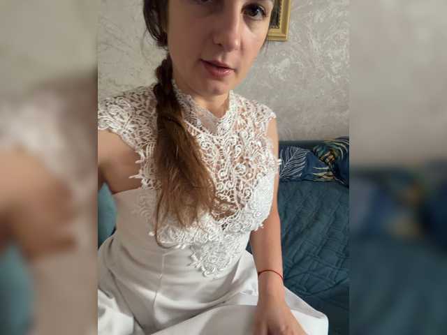 CreamRaspberrya live cam on BongaCams