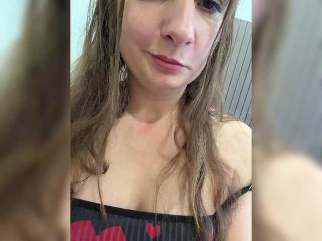 CreamRaspberrya