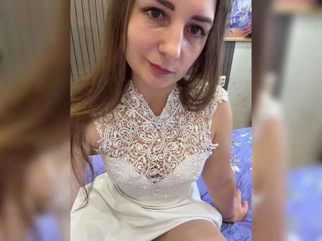CreamRaspberrya live cam on BongaCams