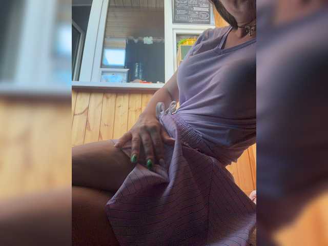 CreamRaspberrya live cam on BongaCams