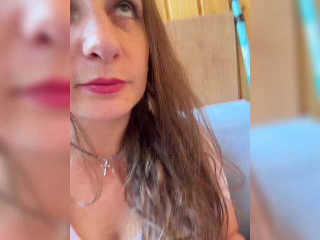 CreamRaspberrya live cam on BongaCams