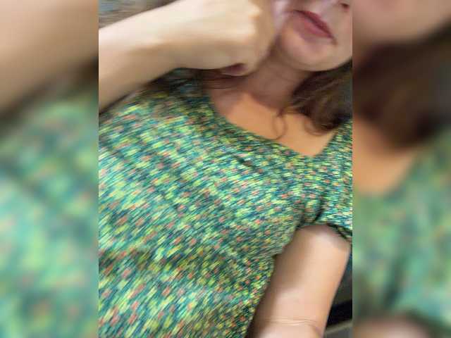 CreamRaspberrya live cam on BongaCams