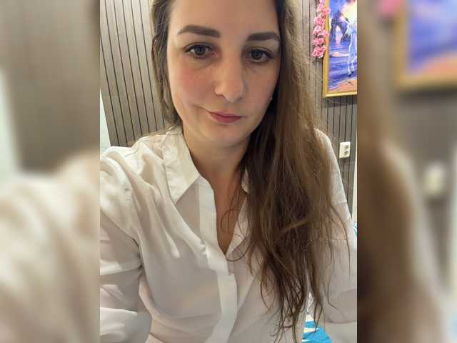 CreamRaspberrya live cam on BongaCams