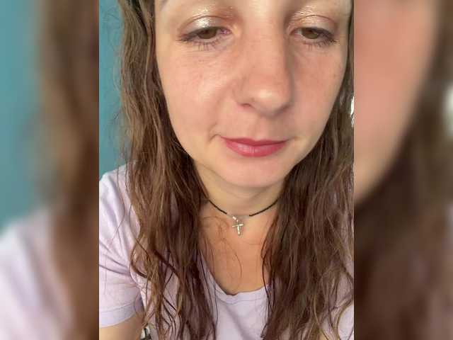 CreamRaspberrya live cam on BongaCams