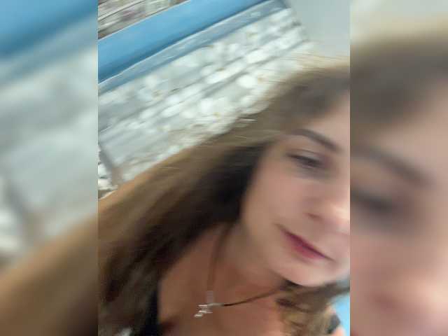 CreamRaspberrya live cam on BongaCams