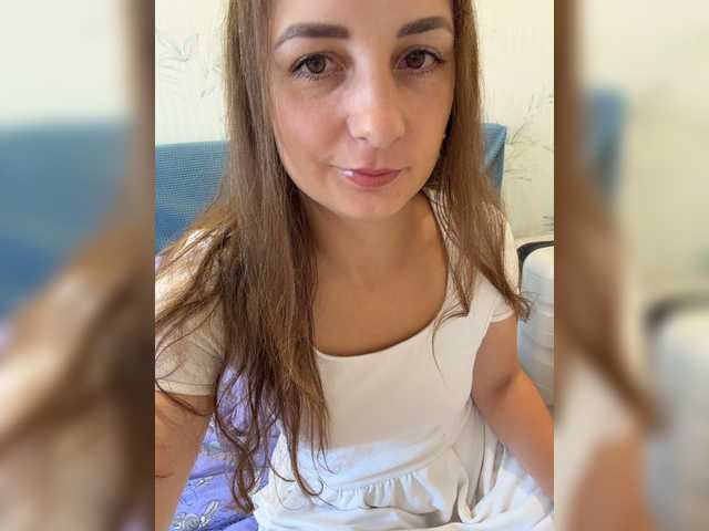 CreamRaspberrya