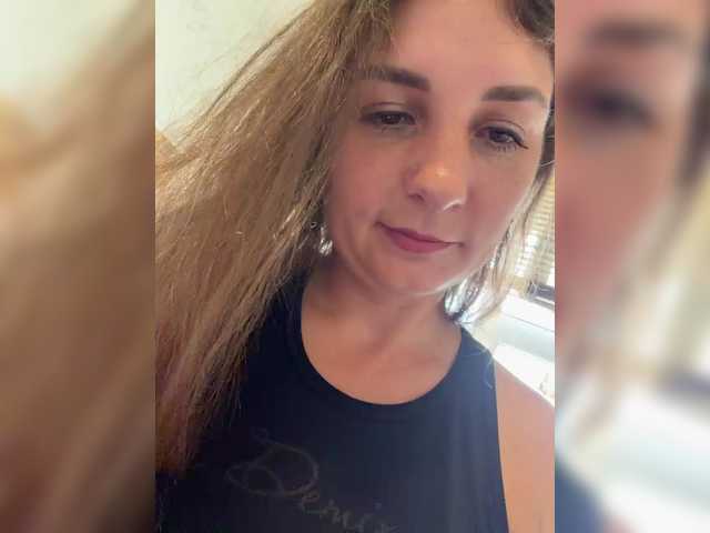 Sex chat gratuit in direct cu CreamRaspberrya pe BongaCams