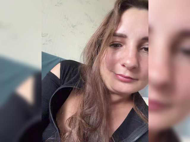 CreamRaspberrya live cam on BongaCams