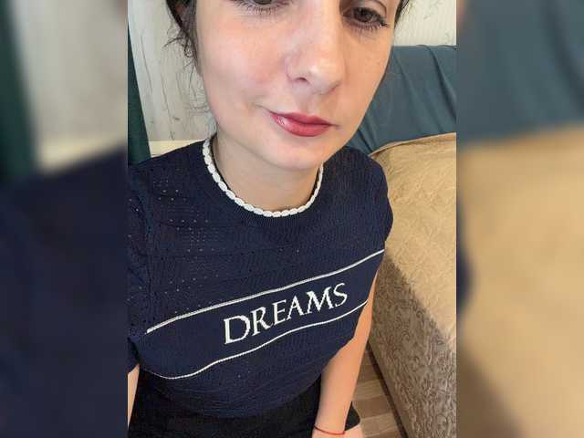 CreamRaspberrya live cam on BongaCams