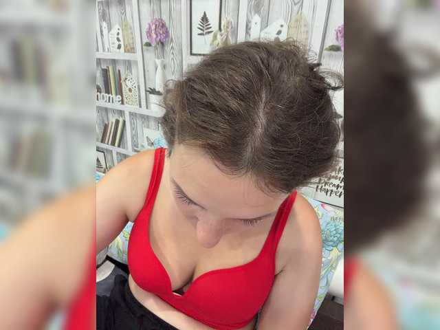 CreamRaspberrya on uz-parno