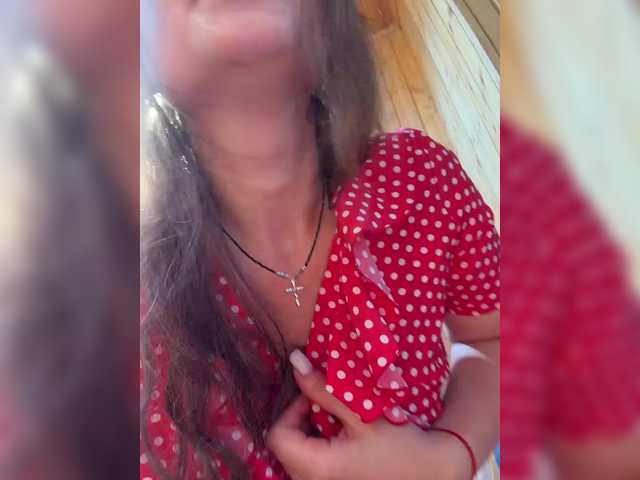 CreamRaspberrya live cam on BongaCams