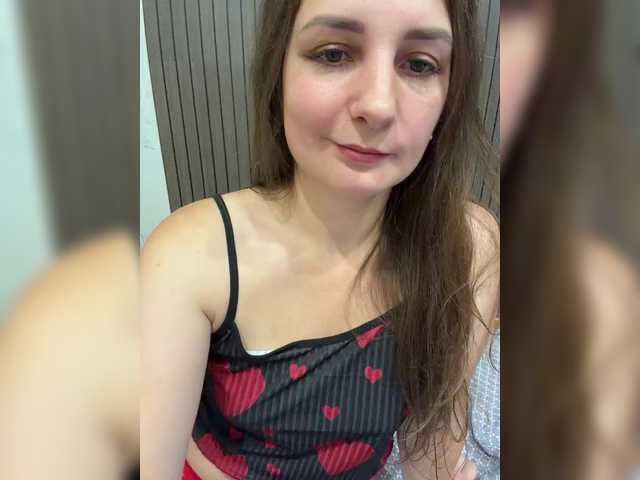 CreamRaspberrya live cam on BongaCams