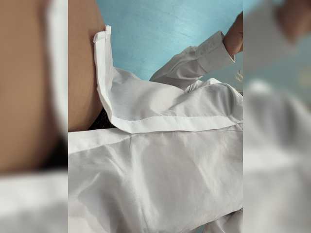 CreamRaspberrya live webcam show