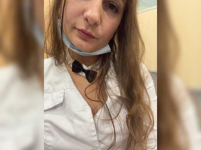 CreamRaspberrya live cam on BongaCams