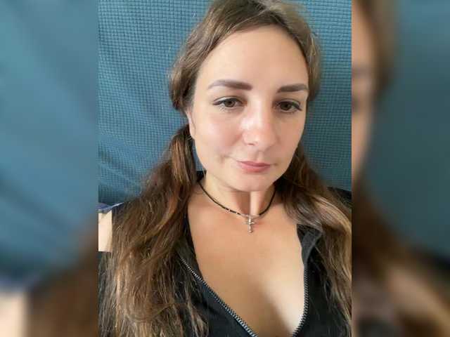 CreamRaspberrya live cam on BongaCams
