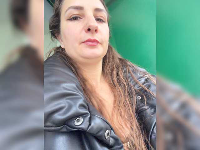 CreamRaspberrya live cam on BongaCams